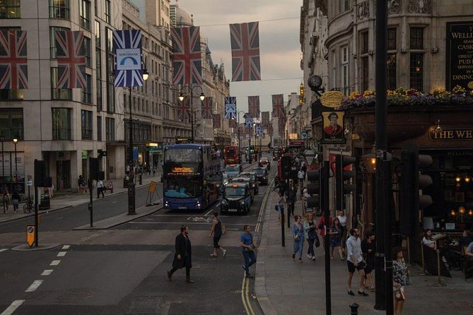 London by Night Sightseeing Open Top Bus Tour with Live Guide - Westminster Abbey, Big Ben, and the Thames