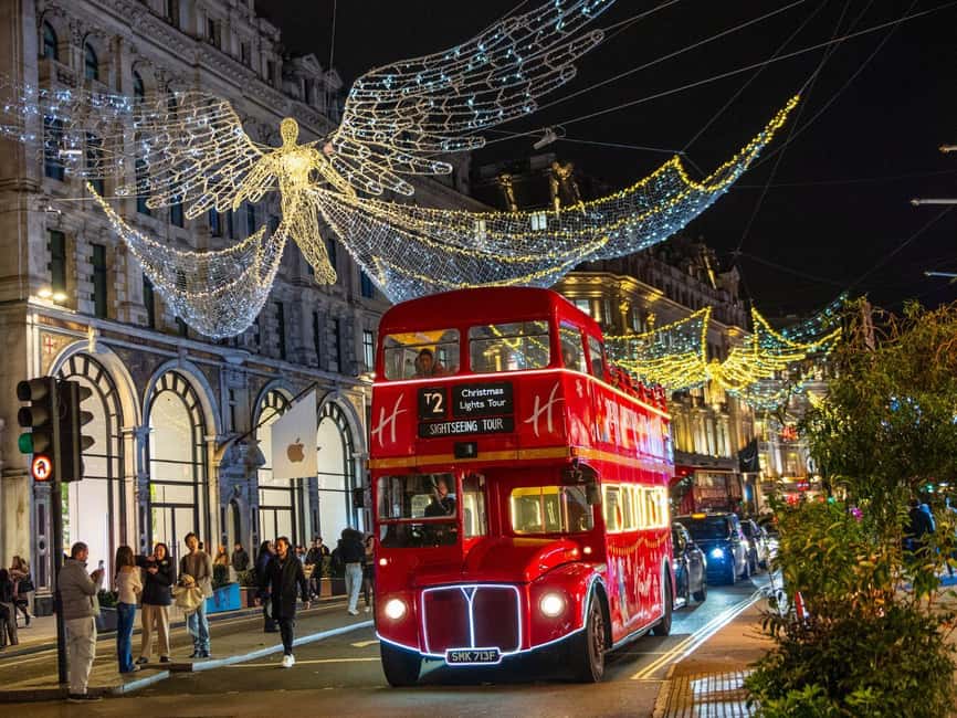 London: Christmas Lights Tour by Vintage Bus - Staying warm on the open top