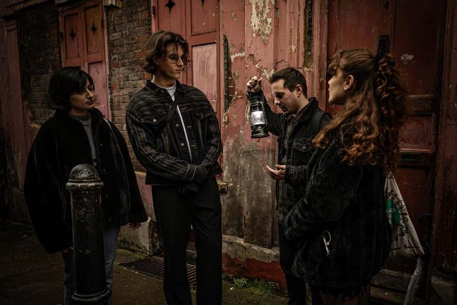 London: Interactive Jack the Ripper Night Walking Tour - Goulston Street and the evidence trail