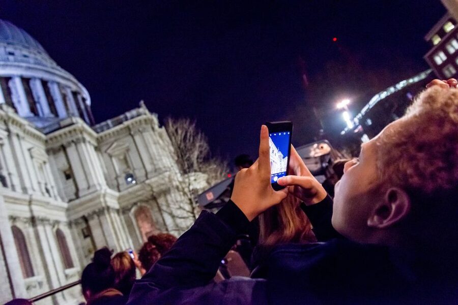 London: Nighttime Open-Top Sightseeing Tour with Live Guide - Setting off near the London Eye or Green Park