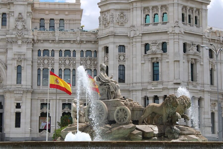 Madrid: Panoramic Open-Top Bus Day or Night Tour with Guide - Who gets the most value from $28?