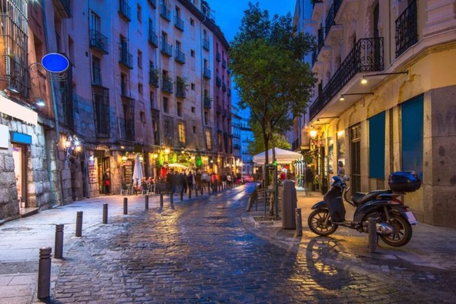 Madrid: Panoramic Open-Top Bus Day or Night Tour with Guide - Starting beside the Prado and the Goya Monument