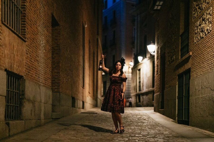 Madrid: Spanish Inquisition and Legends Evening Walking Tour - Through Madrid’s alleys and quieter squares