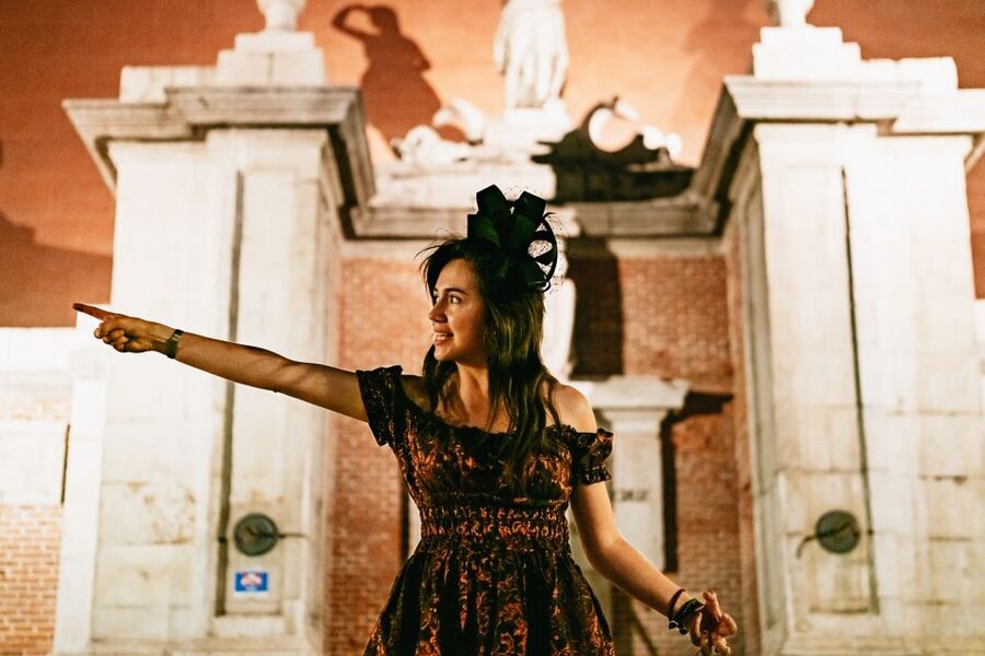 Madrid: Spanish Inquisition and Legends Evening Walking Tour - The guides make or break the evening