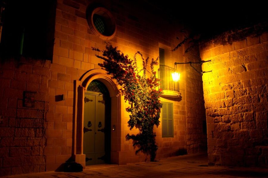 Mdina: Valletta Waterfront Area, Mdina, and Rabat Night Tour - A three-hour route with a lot packed in