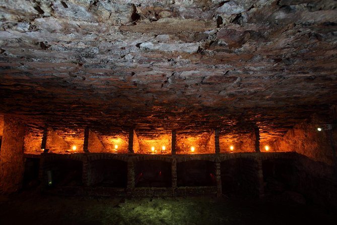 Multi-Sensory Night Walking Tour with Haunted Vaults in Edinburgh - What this Edinburgh ghost tour actually offers