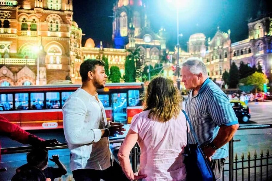 Mumbai by Night: Private Iconic Sights Tour in Lights - Mumbai at night is the real attraction
