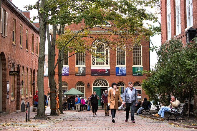 Mysteries and Murders of Salem Guided Night-Time Walking Tour - Meeting at Old Town Hall after dark
