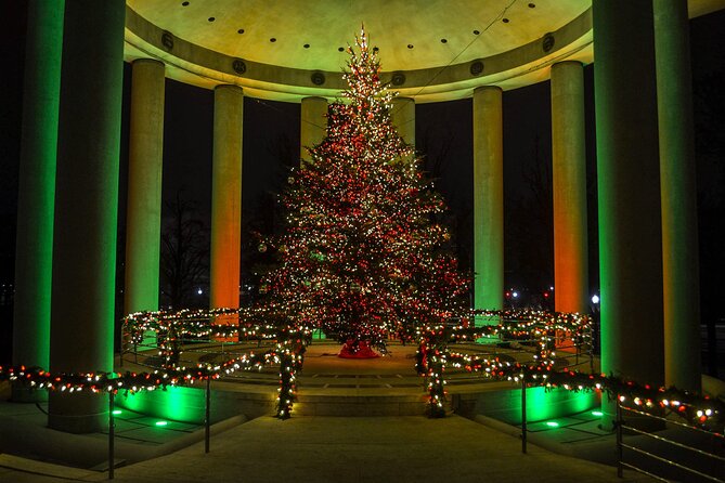 National Mall Monuments Night Tour with 10+ Stops, Entry Tickets - Meeting near the National Archives