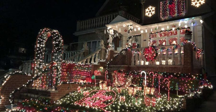 New York City: Dyker Heights Christmas Lights Tour - Is $46 a good price?