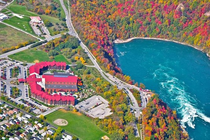Niagara Falls Day and Evening Tour With Boat Cruise & Dinner (optional) - Niagara-on-the-Lake and the short heritage stops