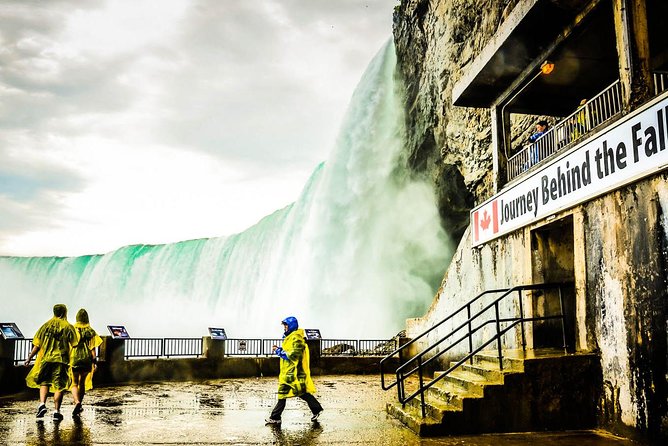 Niagara Falls Day and Evening Tour With Boat Cruise & Dinner (optional) - Niagara City Cruises and the soaking boat ride