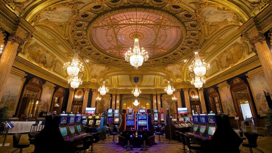 Nice: Formula 1 Track, Monaco, and Monte-Carlo Night Tour - The guide can shape the whole evening