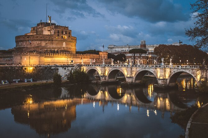Night Tour of Rome with Local Pizza Dinner and Gelato Experience - Castel Sant’Angelo and St. Peter’s Basilica