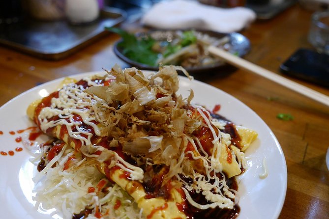 Osaka After Dark: Small-Group Night Food Tour (Max 6) - The guides make a real difference