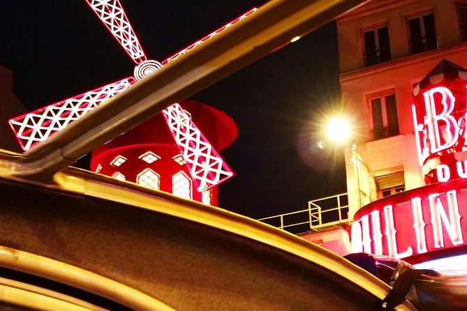 Paris and Montmartre 2CV Tour by Night with Champagne - Champagne, conversation, and the guide