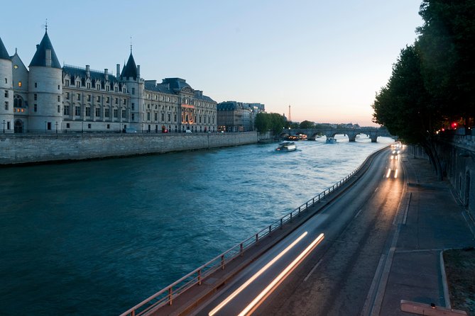 Paris by Night Walking Tour: Ghosts, Mysteries and Legends - Finishing at Hôtel de Ville