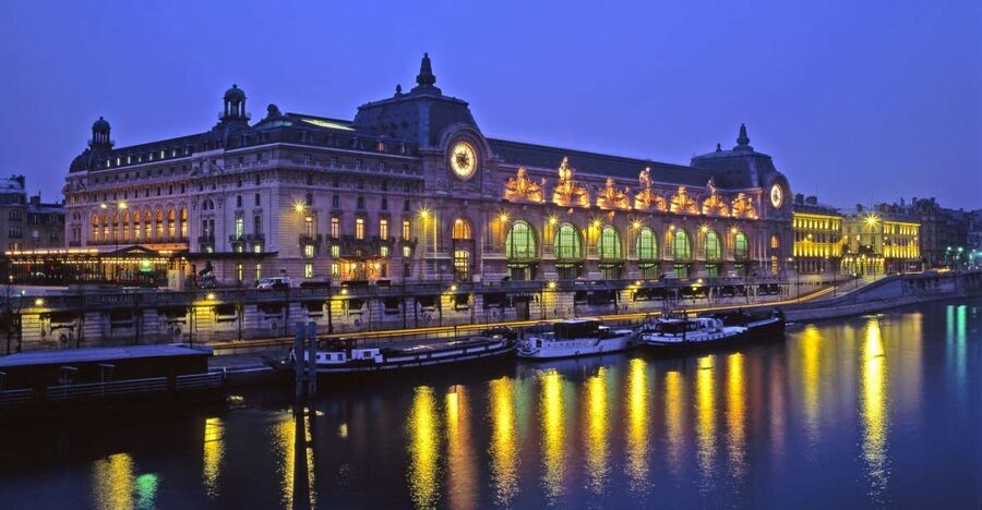 Paris: Happy Hour Evening Cruise on the Seine River - A gentle evening ride through central Paris