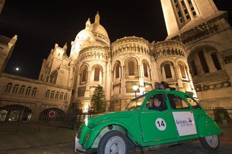 Paris: Private Guided City Tour at Night in Citroën 2CV - Photo stops make the car part of the memory
