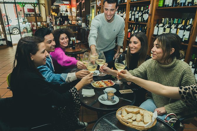 Porto Food and Local Drinks Evening Tour by Food Lover Tour - Guides make the biggest difference