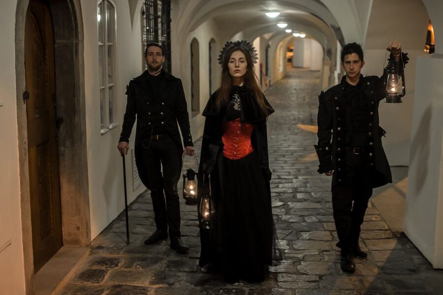 Prague: Ghosts and Legends Nighttime Guided Walking Tour - The Jewish Quarter, the Old-New Synagogue, and the cemetery