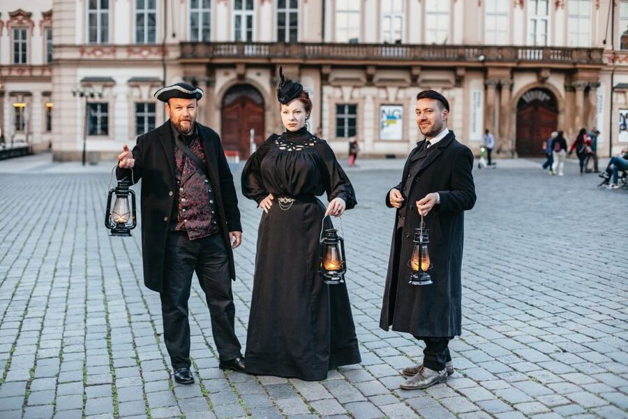 Prague: Ghosts and Legends Nighttime Guided Walking Tour - Cold nights, large groups, and practical comfort
