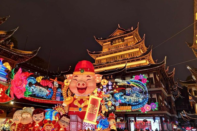 Private Evening Tour: VIP Huangpu River Cruise and Shanghai Lights - Pudong and the Lujiazui skyline