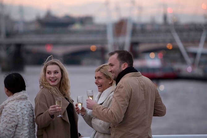 River Thames Evening Cruise with Sparkling wine and Canapés - Canary Wharf and the return along the river
