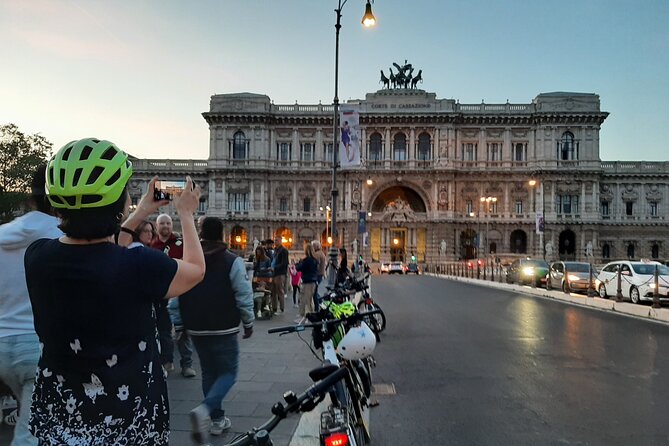Rome by Night E-Bike Tour with Pizza Option - Castel Sant’Angelo: the evening highlight