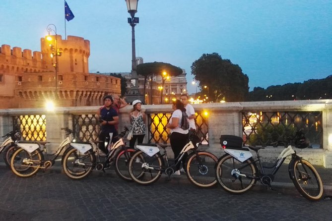Rome by Night E-Bike Tour with Pizza Option - Roman Forum and Palatine Hill: ancient Rome after sunset
