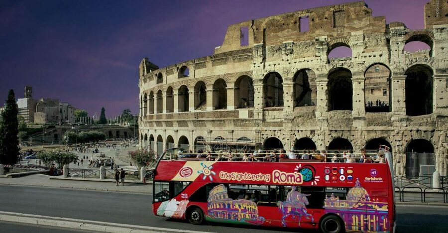 Rome: City Highlights Open-Top Bus Night Tour - The Spanish Steps and Piazza Navona after sunset
