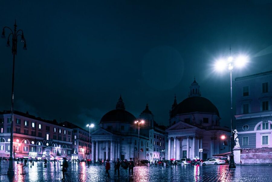 Rome: Haunted City Night Walking Tour - What the guides do best