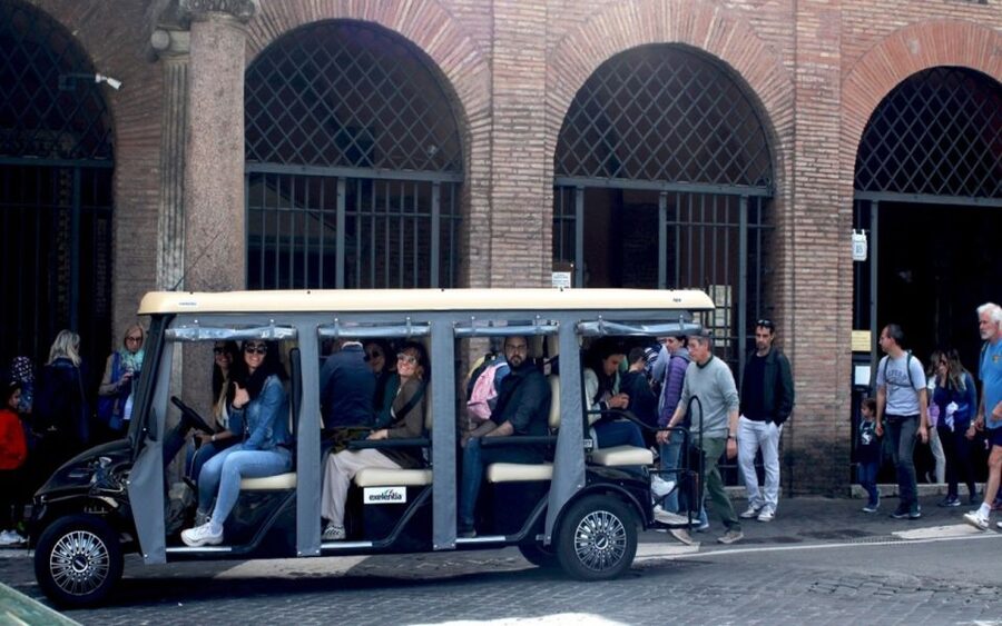 Rome: Night Tour of the City by Golf Cart (Private option) - Why a golf cart works so well in Rome at night
