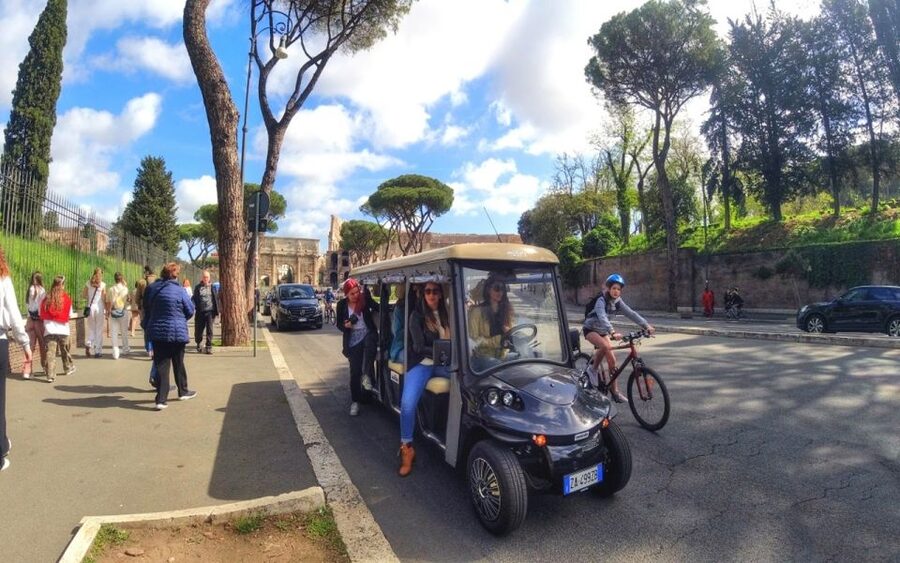 Rome: Night Tour of the City by Golf Cart (Private option) - Pantheon: a proper stop, but no interior visit