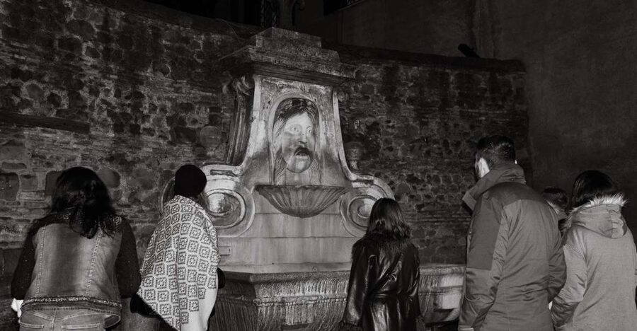 Rome: Paranormal Night Walking Tour & Secret Backstreets - Giordano Bruno and Piazza Farnese