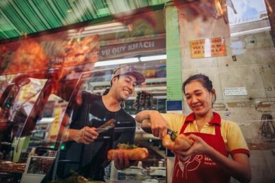 Saigon Night Bites on Foot: Local Vendors, Stories & Sweet Finish