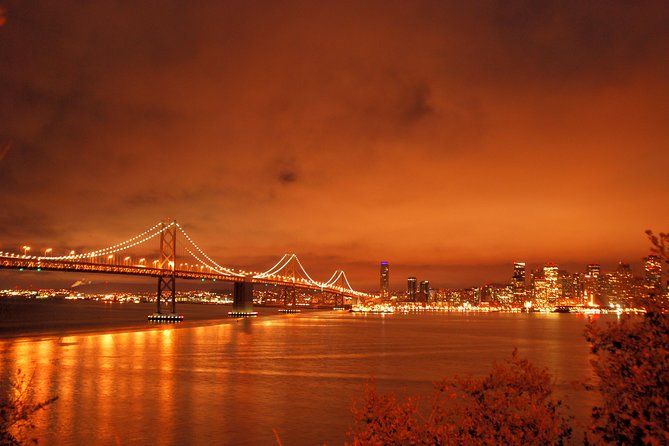 San Francisco City Lights Cruise (2-hours) - Music, limited narration, and the onboard atmosphere