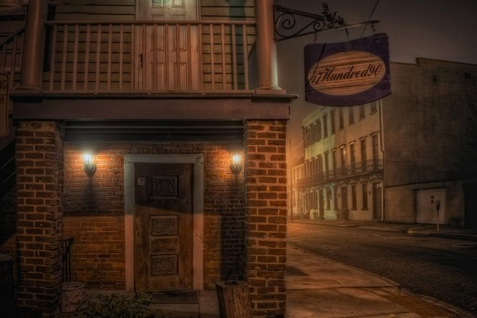 Savannah's Ghost City "Dead of Night" Walking Night Tour - The Marshall House and Civil War hospital stories