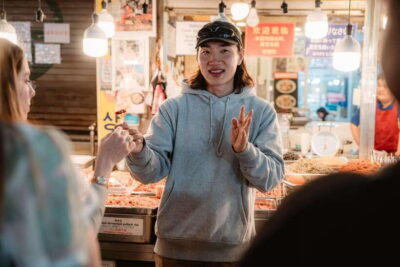 Seoul: Night Market Food Tour with Local Guide