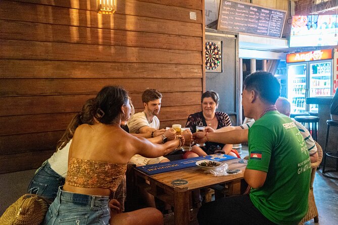 Siem Reap Evening Food Tour - Inclusive 5 stops Local Tastings - Why this food tour works well at night