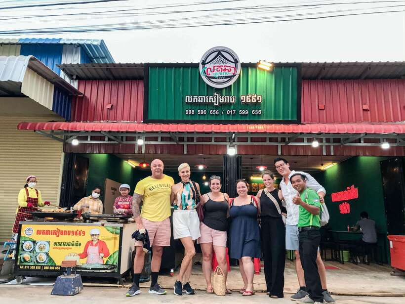 Siem Reap: Evening Food Tour with 10 Local Tastings - Why this food tour works well on your first night