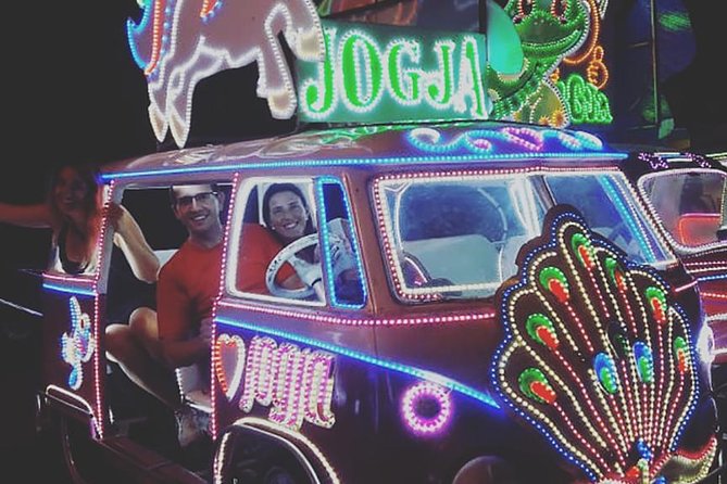 Small-Group Walking and Food Tour by Night in Yogyakarta - What makes this Yogyakarta night tour worth considering