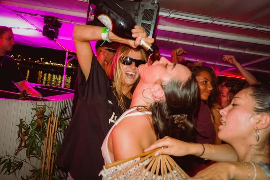 Split: Night Boat Party with Free Shots, Dj and After Party - The nightclub finish
