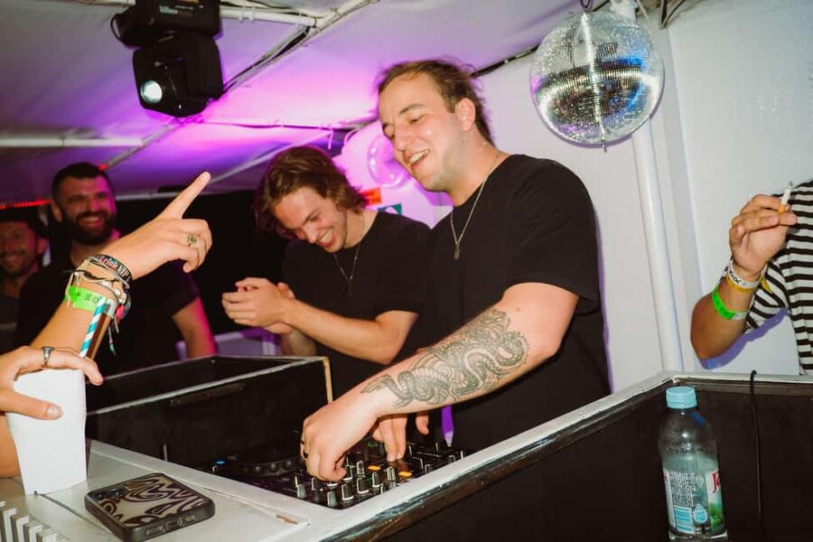 Split: Night Boat Party with Free Shots, Dj and After Party - Who will enjoy this most