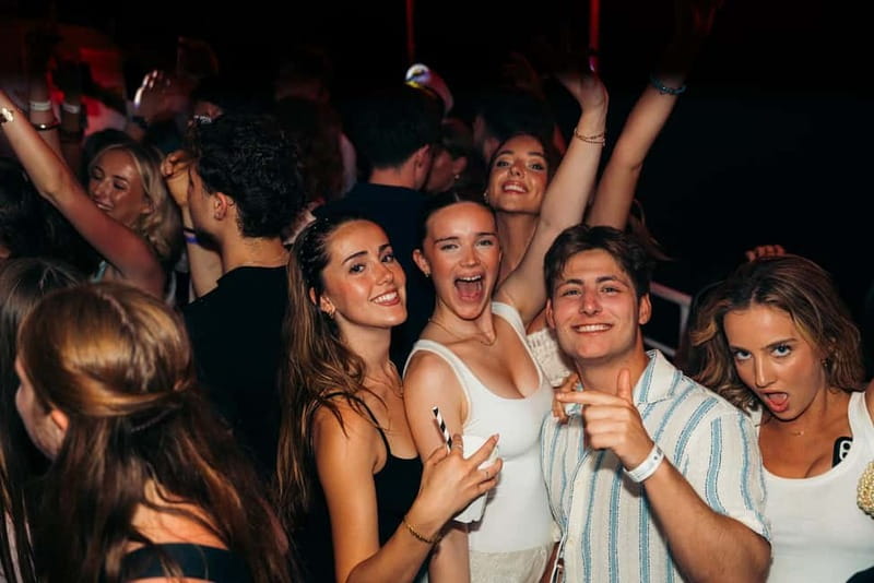 Split: Night Boat Party with Free Shots, Dj and After Party - What is included, and what is not