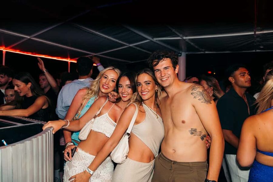 Split: Night Boat Party with Free Shots, Dj and After Party - Is the boat party worth booking?
