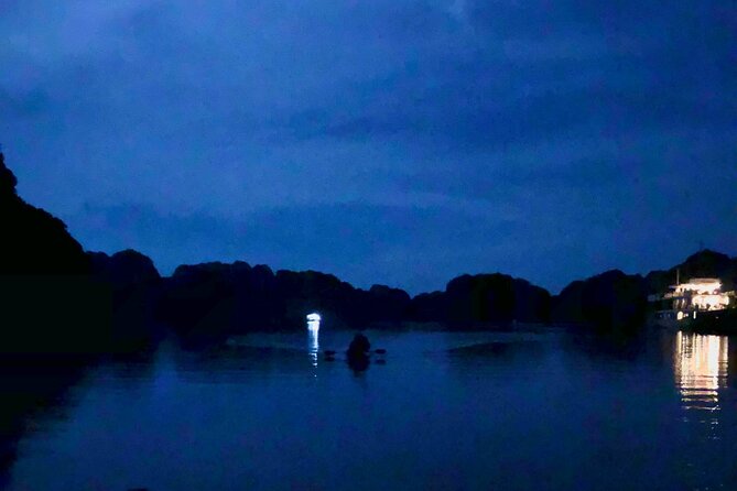 Sunset & Bioluminescent Plankton Kayaking Lan Ha bay - Returning by speedboat and car