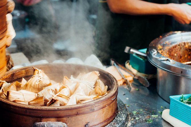 Taipei Street Food & Night Market Tour with a Local: Private & Custom - What the Private Guide Adds