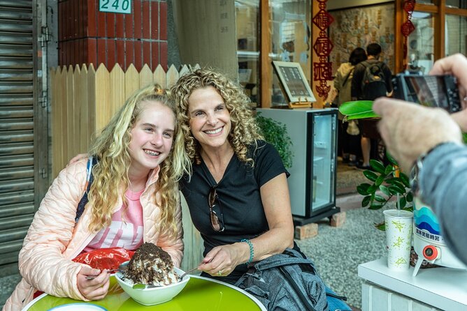 Taipei Street Food & Night Market Tour with a Local: Private & Custom - The $186.44 Question: Is the Tour Worth It?