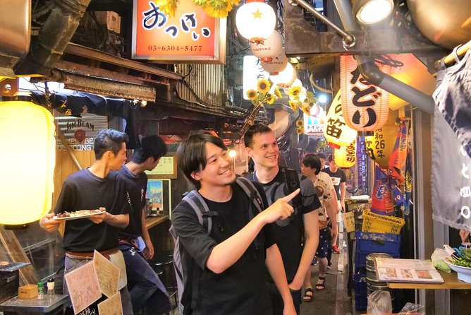Tokyo Bar Hopping Tour in Shinjuku (All-You-Can-Drink + Dinner) - The guides make the night personal